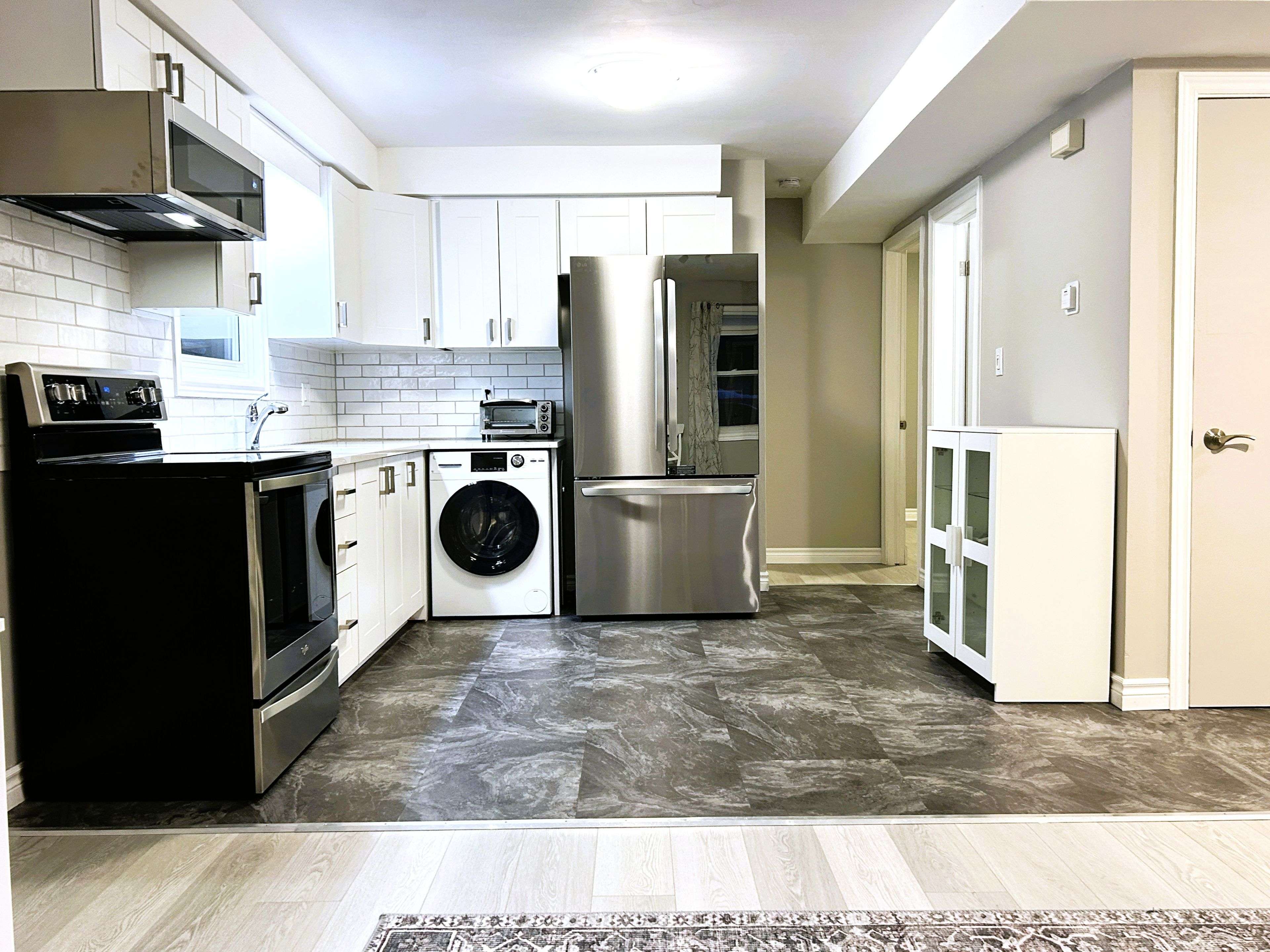 London East, ON N5Y 4C1,630 Victoria ST