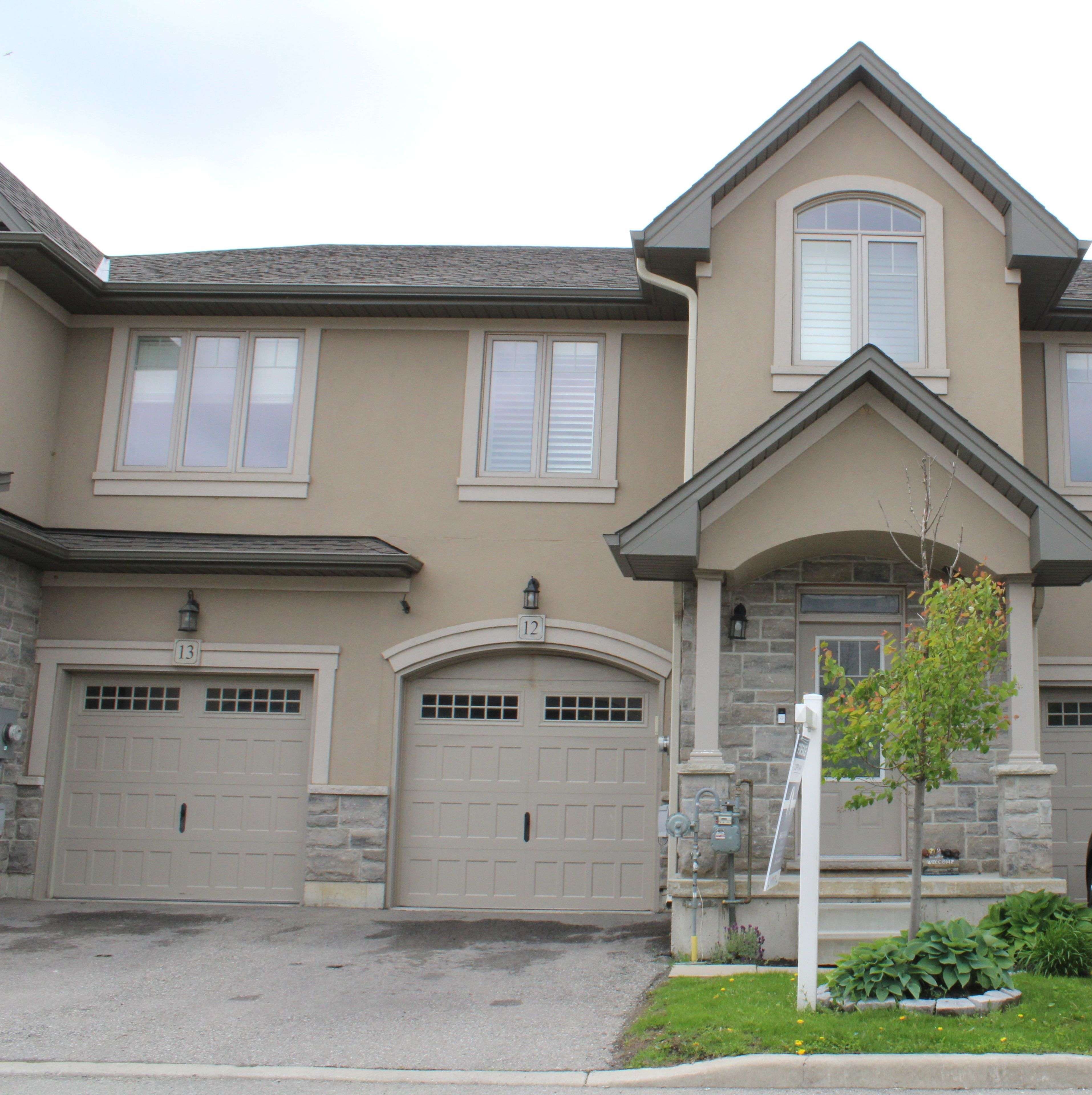 98 Shoreview PL #12, Hamilton, ON L8E 0J4