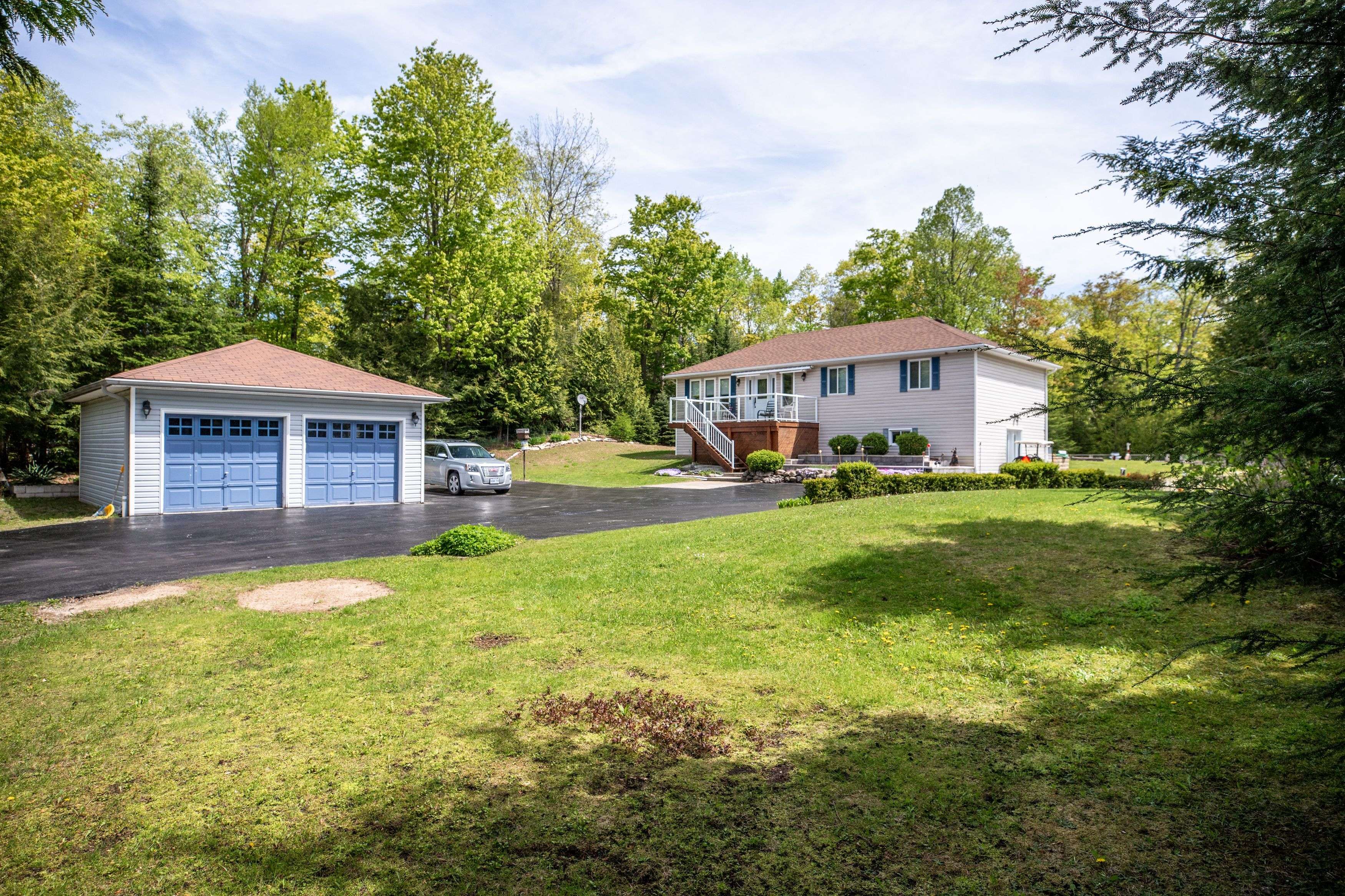 31 Hemlock RD, South Bruce Peninsula, ON N0H 2T0