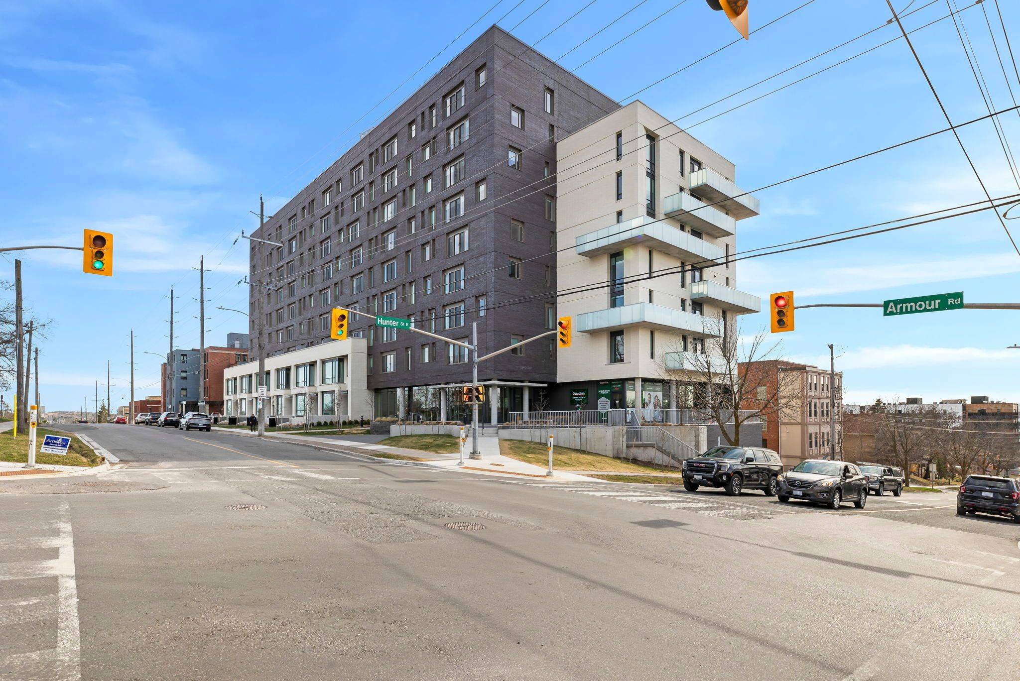 Peterborough East, ON K9H 1G9,195 Hunter ST #708
