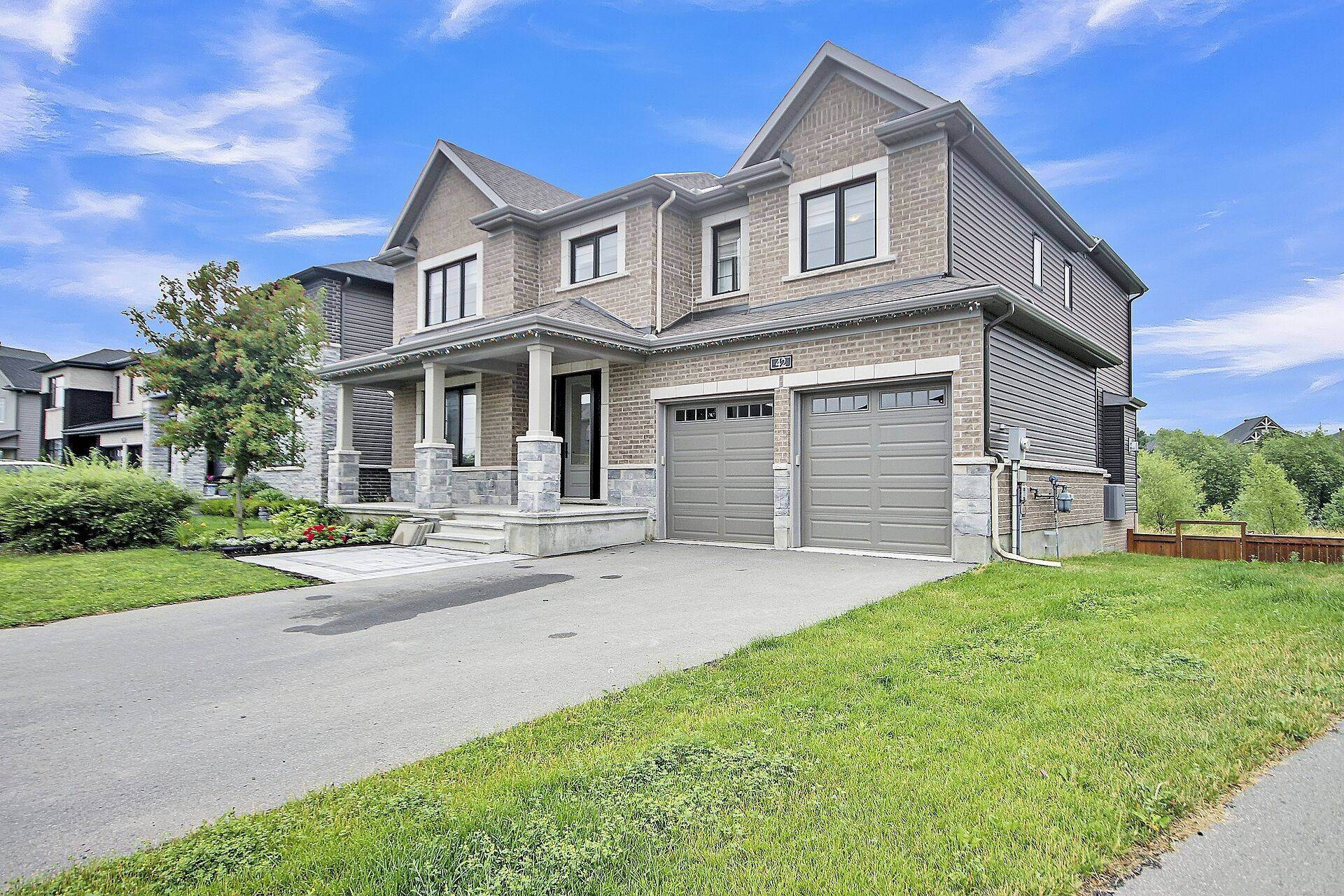 Manotick - Kars - Rideau Twp And Area, ON K4M 0M4,42 CONCH WAY