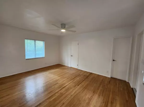 Fort Lauderdale, FL 33301,124 Isle Of Venice Dr #3