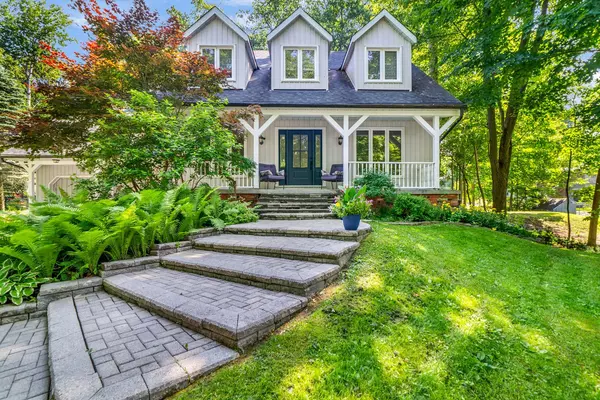 Midland, ON L4R 5G4,361 Glenbrook DR