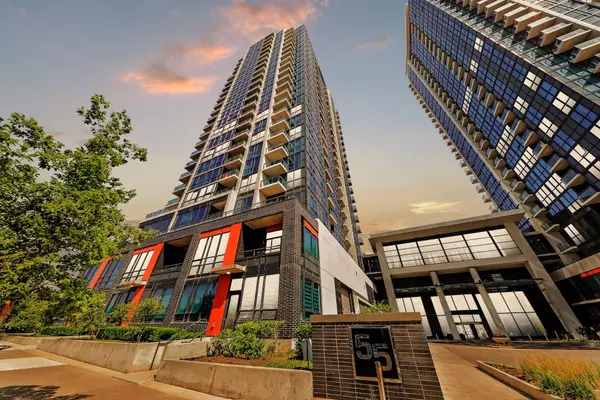 55 Eglinton AVE W #1003, Mississauga, ON L5R 0E4