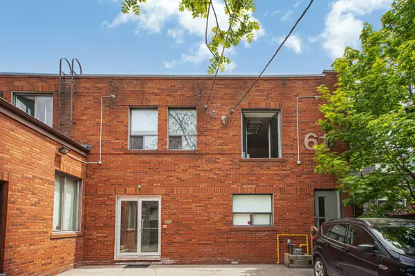 Toronto W01, ON M6K 2J2,61 Elm Grove AVE #204