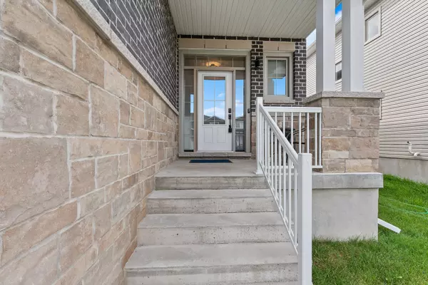 Loyalist, ON K7N 0C1,122 Hazlett ST
