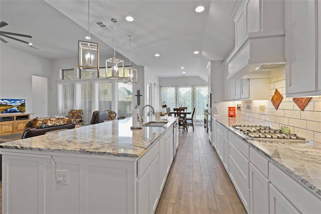 Van Alstyne, TX 75495,1617 Cygnet Court