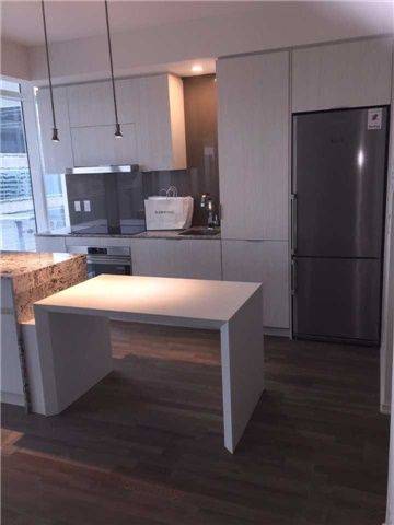 1 Bloor ST E #1303, Toronto C08, ON M4W 1A9
