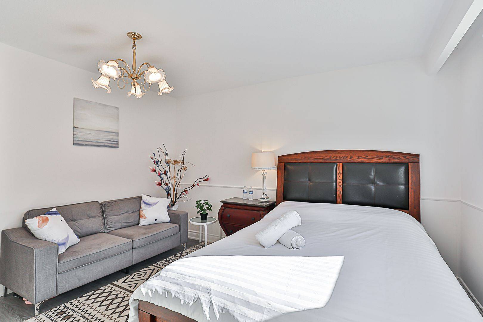 Toronto C15, ON M2J 4E9,11 Sepia DR #Room 101