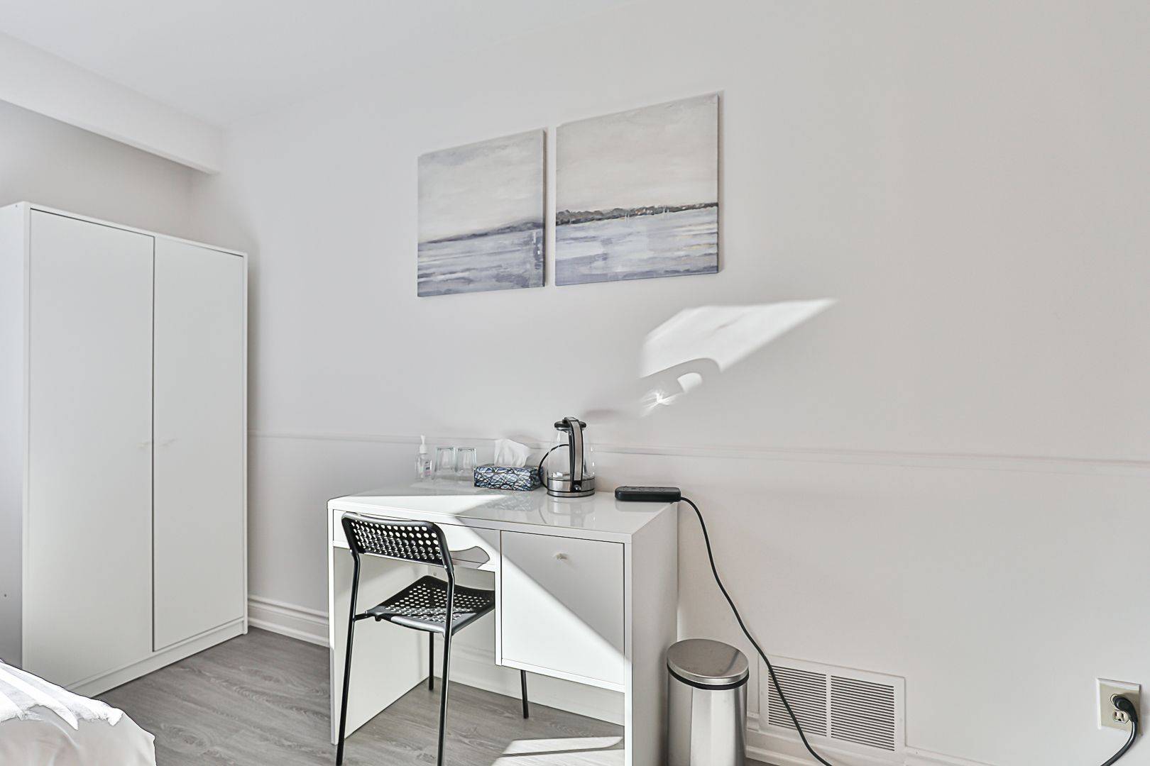 Toronto C15, ON M2J 4E9,11 Sepia DR #Room 101