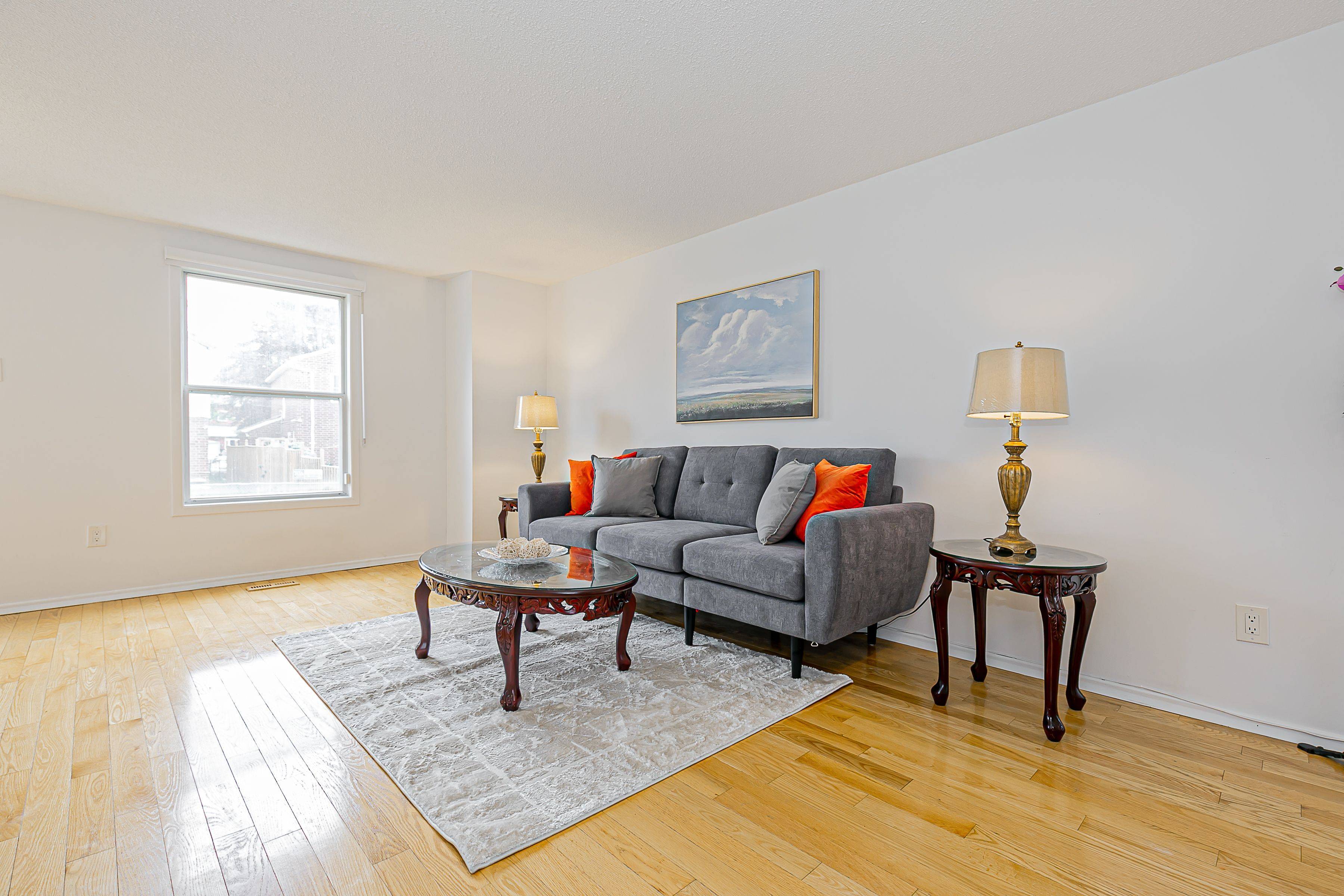 Toronto E05, ON M1W 2W9,94 Mossbrook CRES