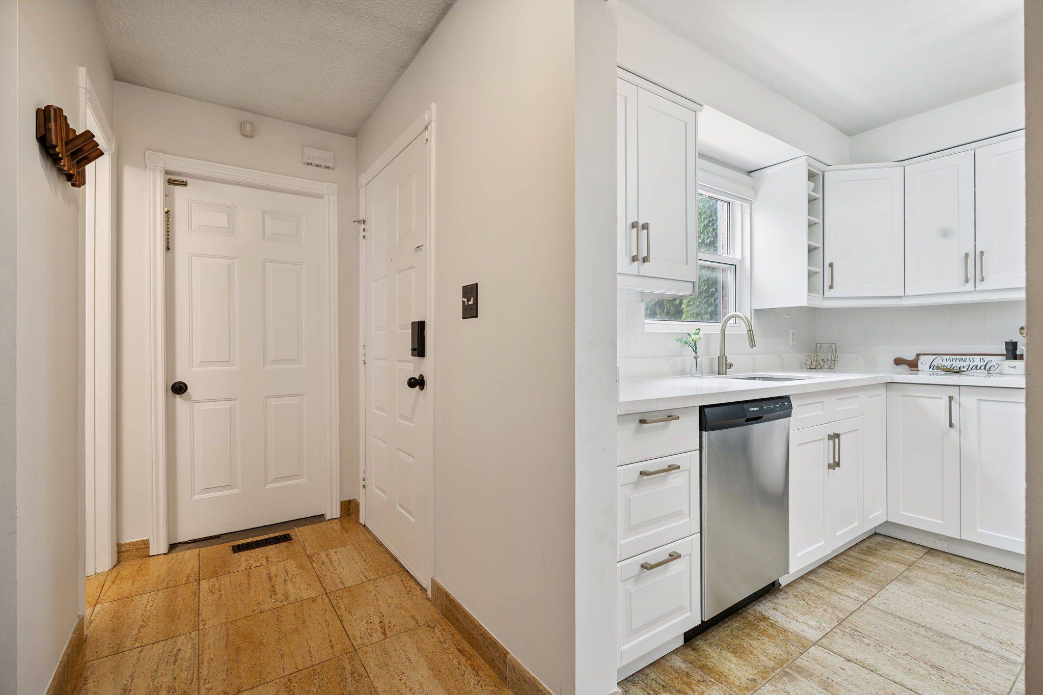 Richmond Hill, ON L4C 5V7,62 Lund ST