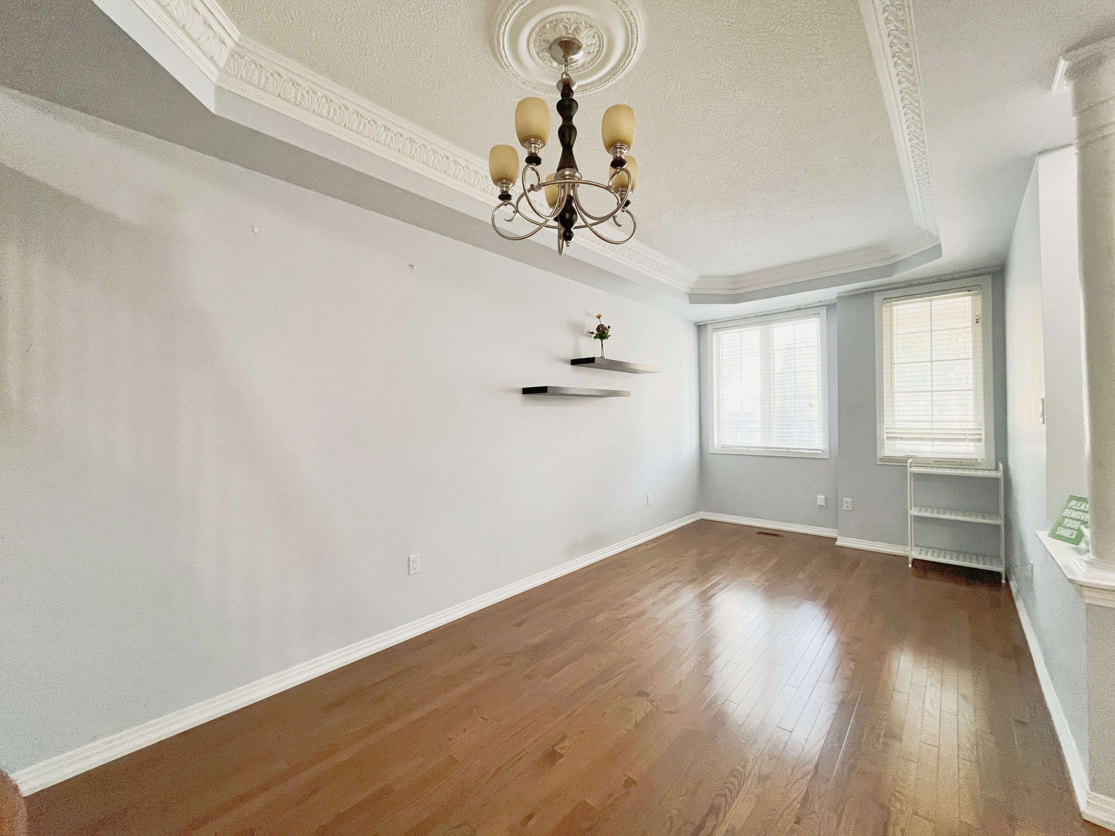 Markham, ON L6C 2H8,4 Sanderson RD