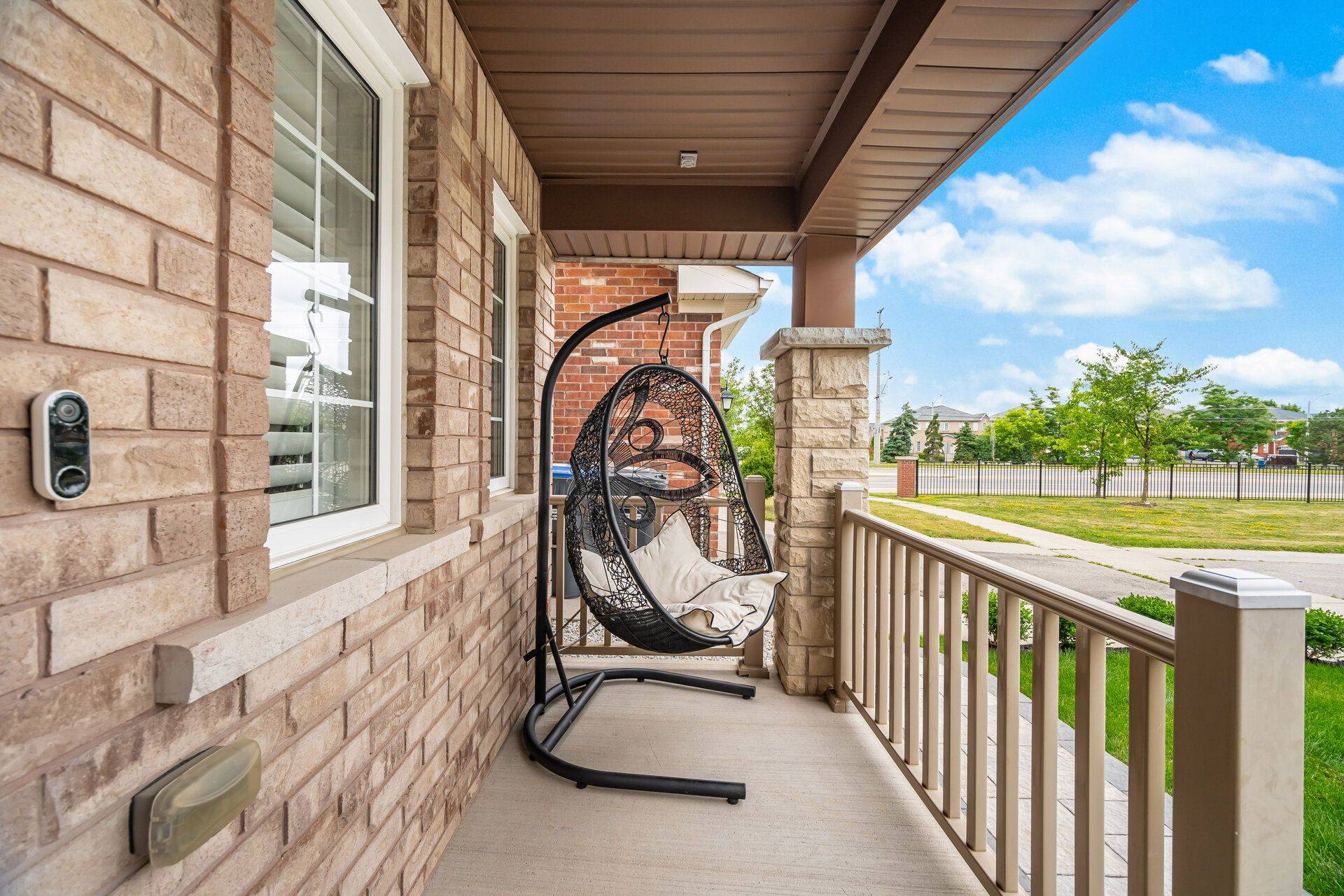 Brampton, ON L7A 4E9,115 Vanhorne Close