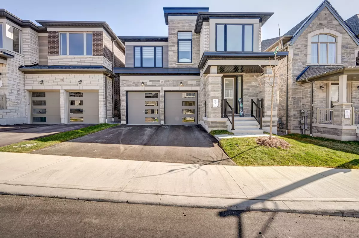Pickering, ON L1V 1H8,400 Finch AVE #25