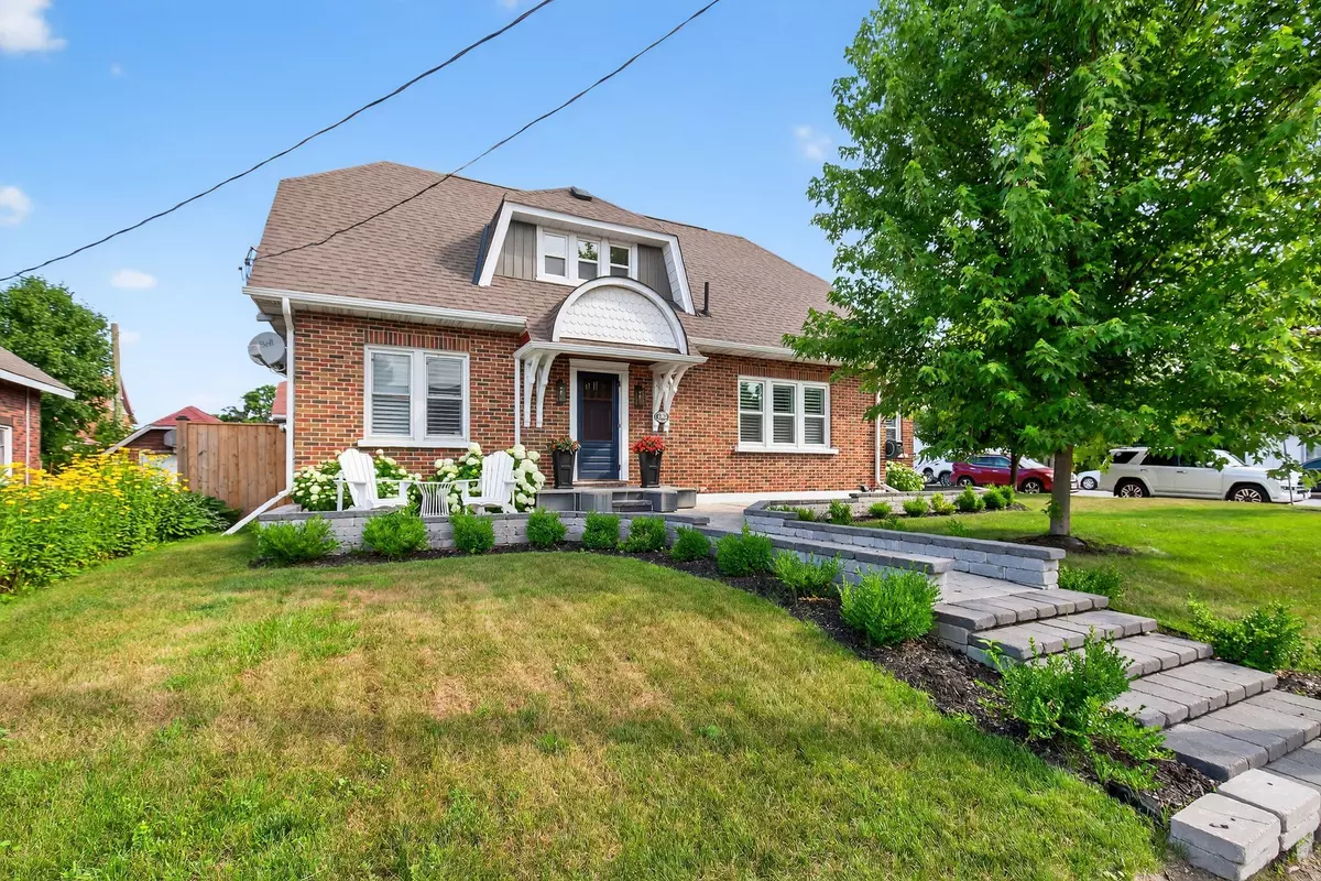 Gravenhurst, ON P1P 1H5,190 Royal ST