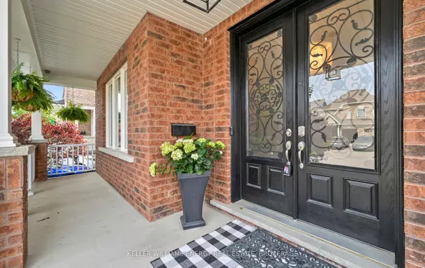 Oshawa, ON L1K 0W7,2032 Kurelo DR