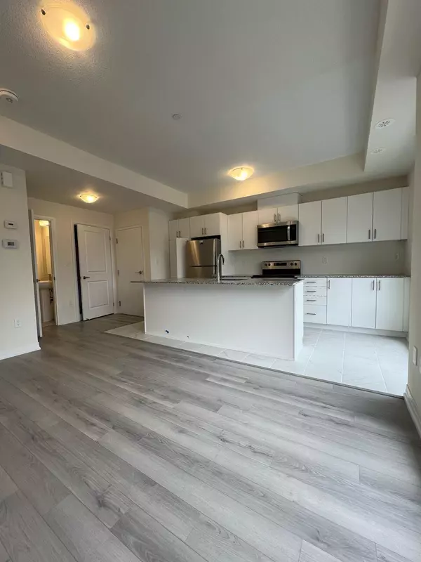 Toronto E11, ON M1B 0E8,35 Priya LN #20