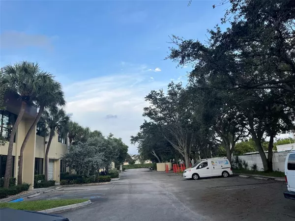 Sunrise, FL 33351,4503 NW 103rd Ave #101