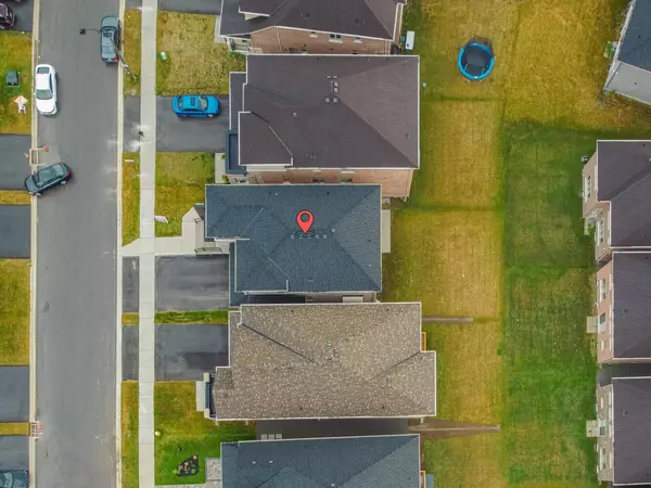 East Gwillimbury, ON L9N 0V9,74 KENTLEDGE AV AVE