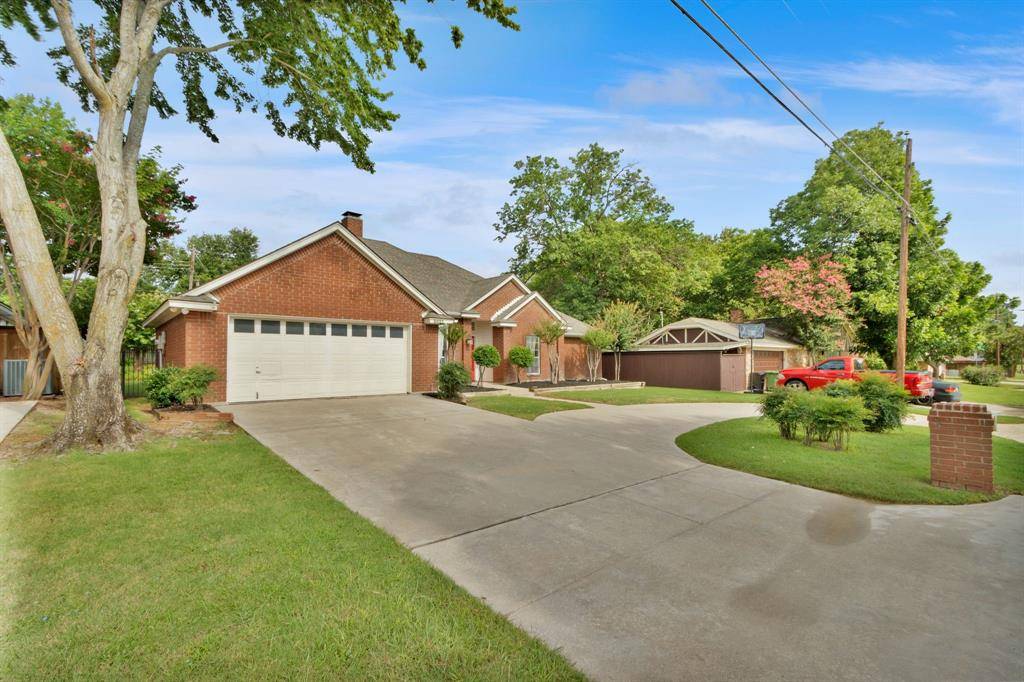 Grapevine, TX 76051,3021 Mercury Drive