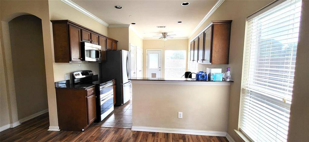 Lewisville, TX 75067,138 Barrington Lane