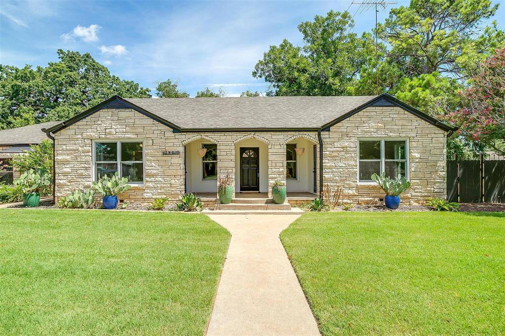 Granbury, TX 76048,612 W Bluff Street