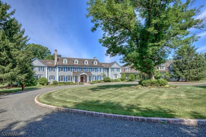 Bedminster Twp., NJ 07931,455 Long Ln