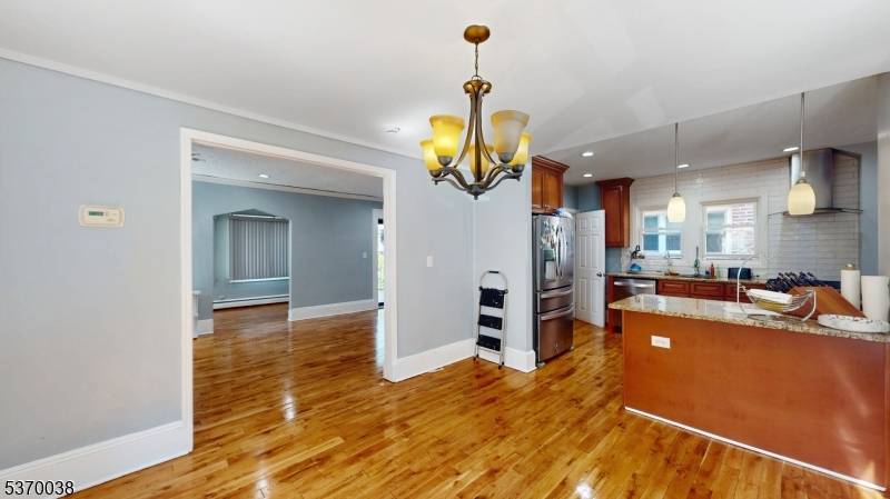 Maplewood Twp., NJ 07040,39 Boyden Pkwy
