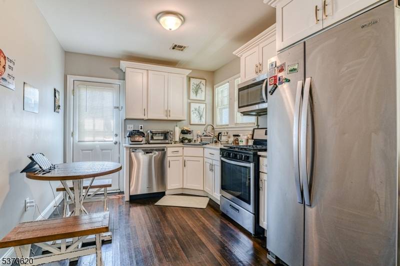 241 Hancock Ave, Seaside Heights Boro, NJ 08751