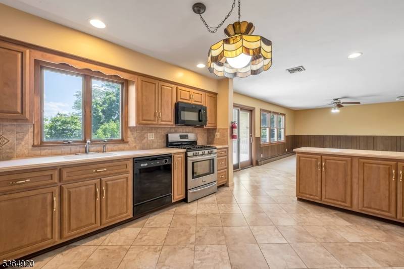 Haledon Boro, NJ 07508,117 Avenue B