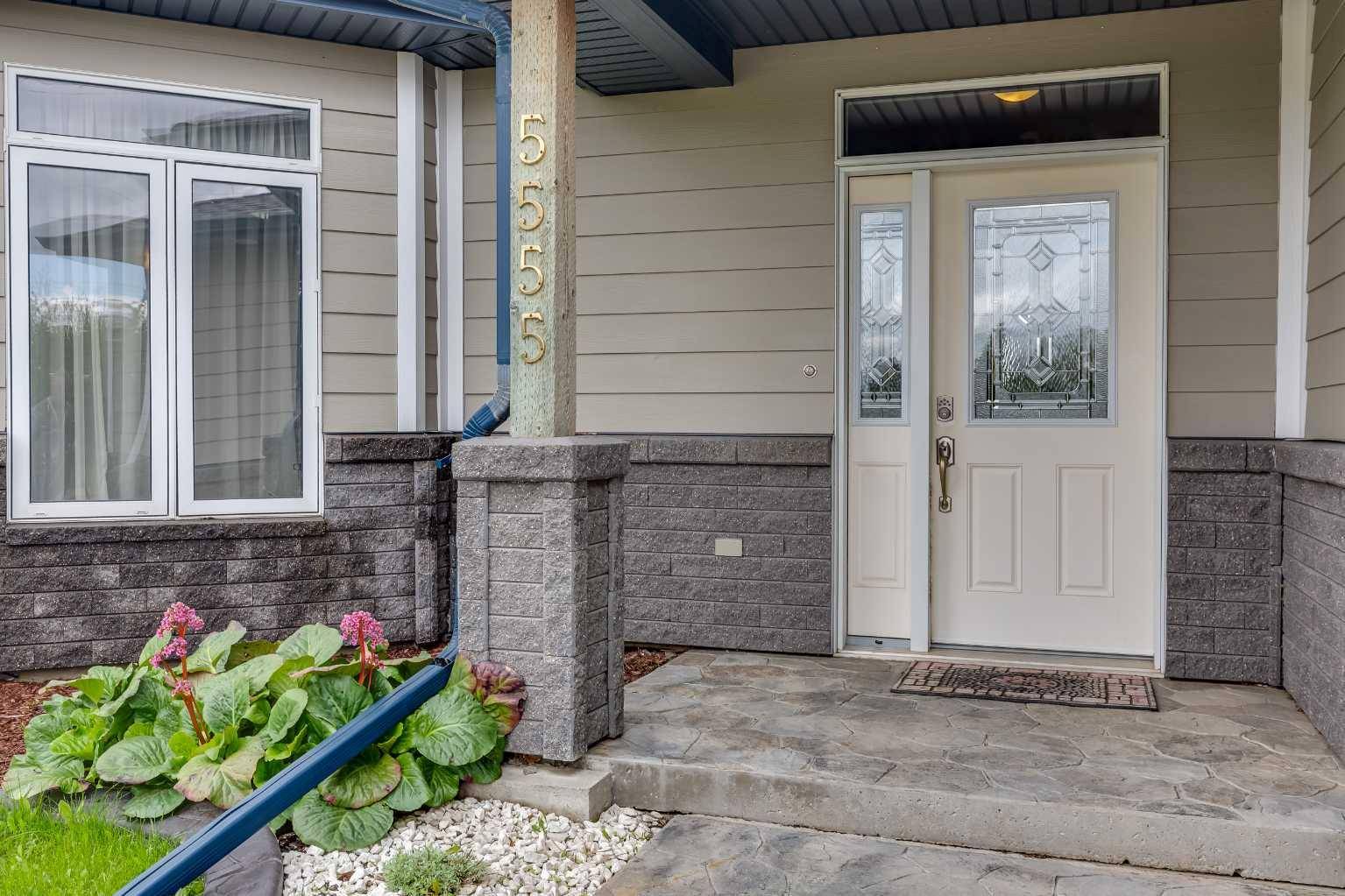 Rimbey, AB T0C 2J0,5555 50 AVE