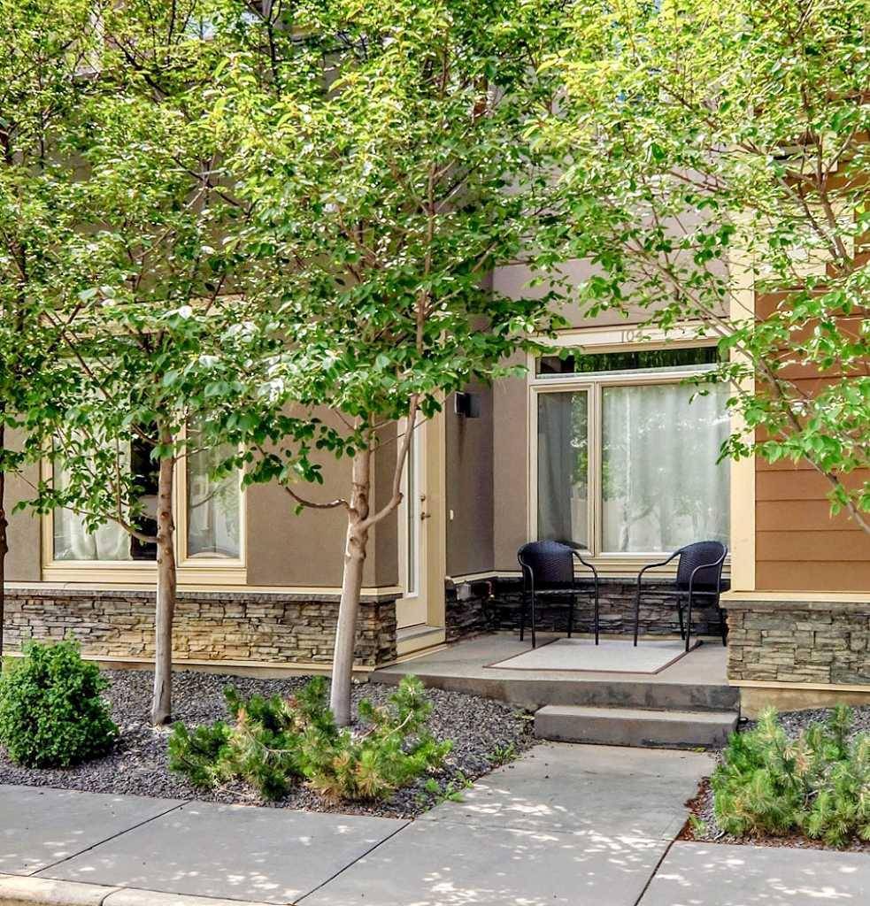 Calgary, AB T3H 0Y4,7 Westpark Common Southwest #104