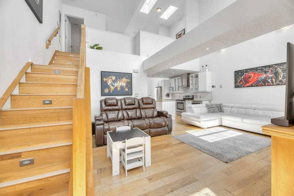 Calgary, AB T2T 0C8,1540 17 AVE Southwest #403