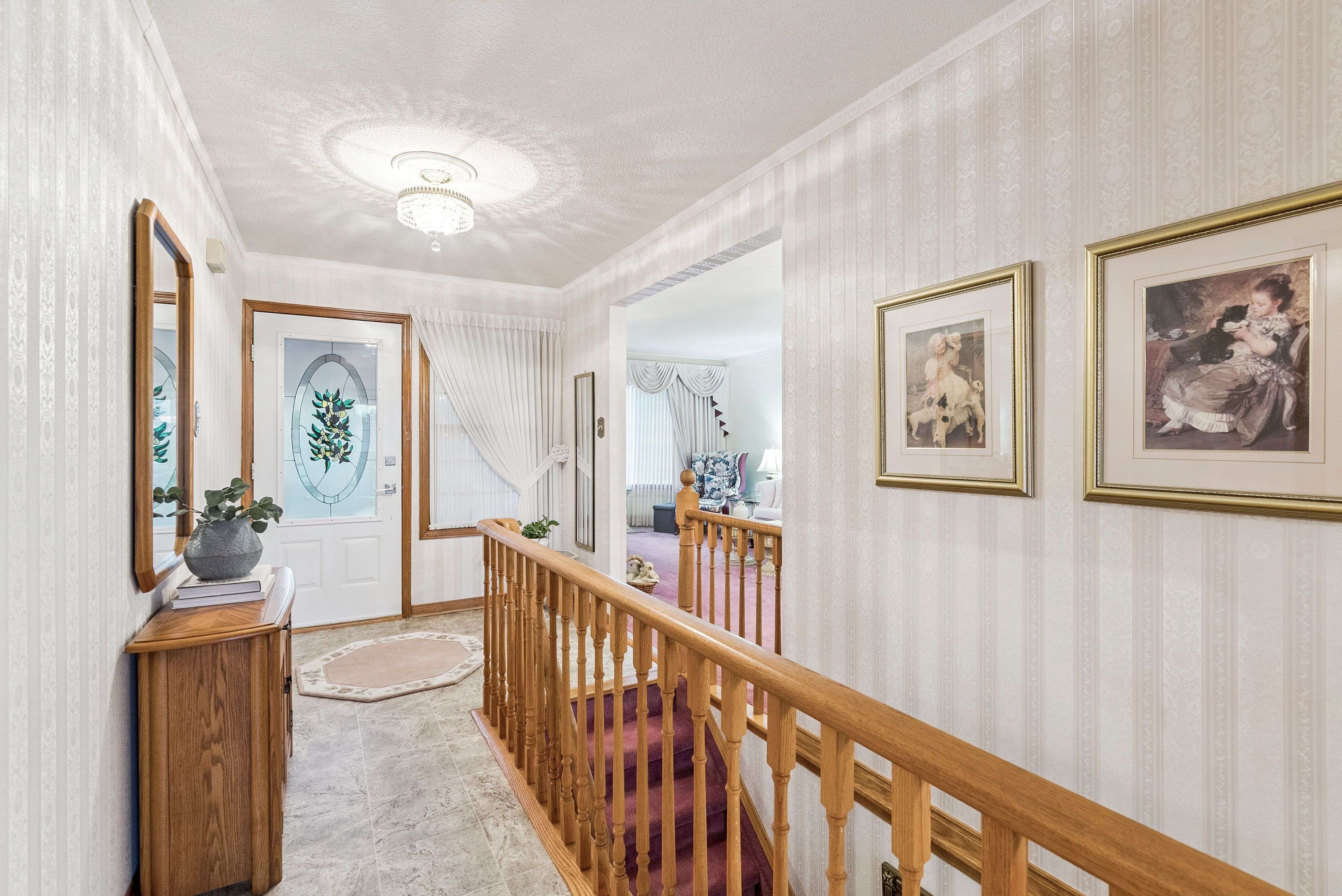 Whitby, ON L1N 6V8,145 HIALEAH CRES