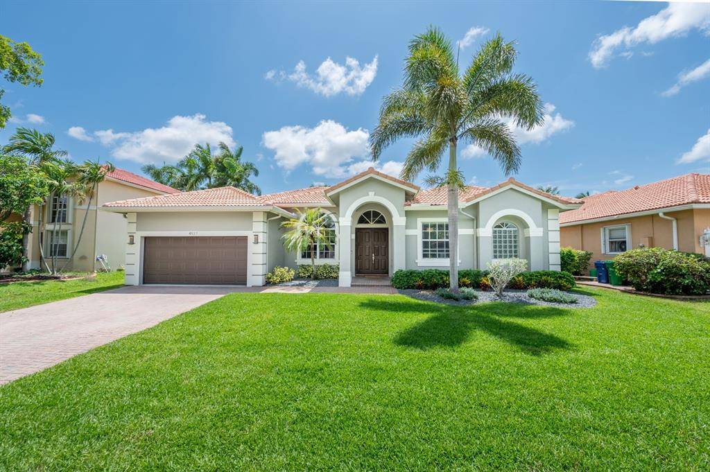 4927 NW 58th Ave, Coral Springs, FL 33067