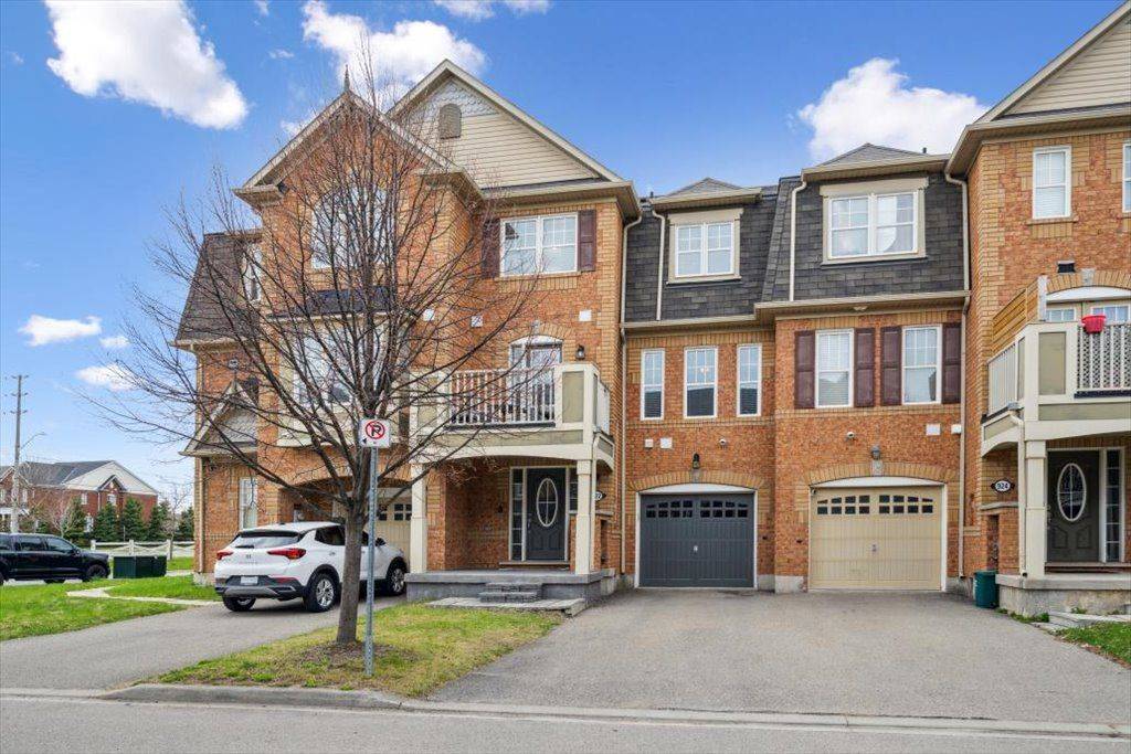 Milton, ON L9T 8E3,922 Brassard CIR