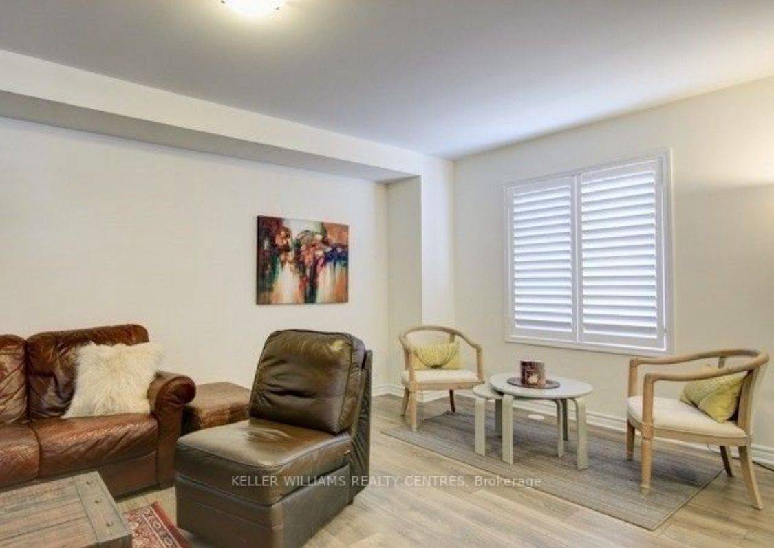 Milton, ON L9E 0J4,1570 Leblanc CT W