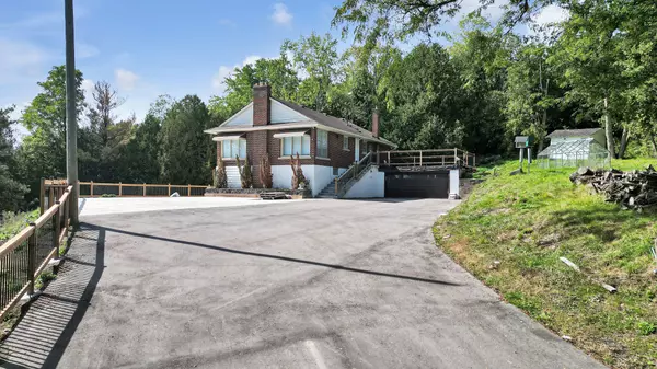 Caledon, ON L7C 3B4,16198 Centreville Creek RD