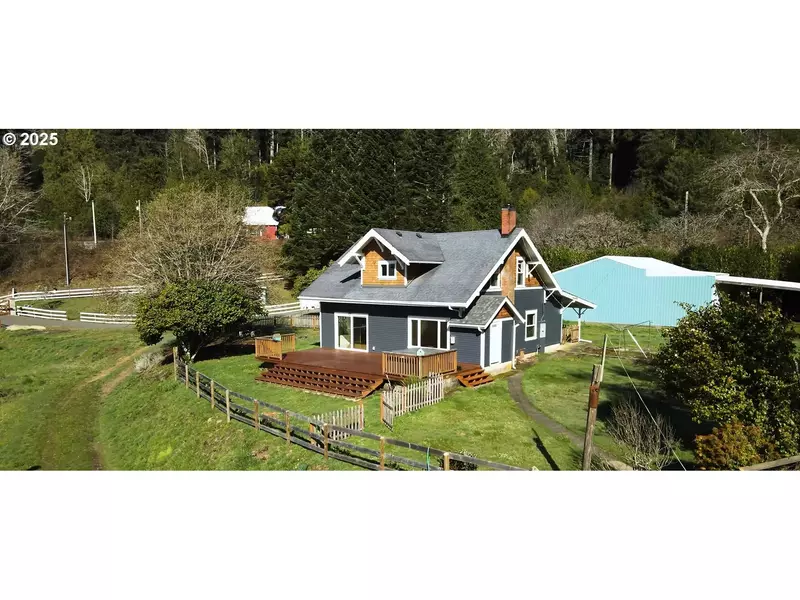 61007 Old Wagon RD, Coos Bay, OR 97420