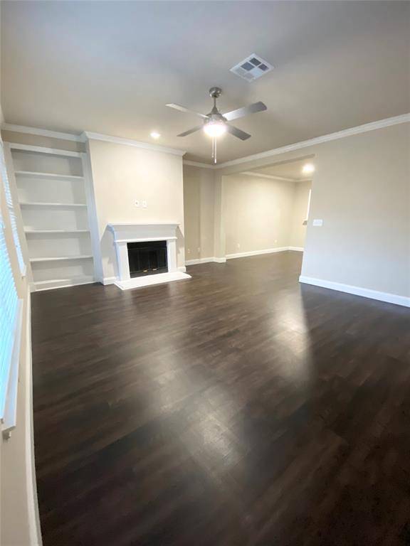 Dallas, TX 75225,5445 Caruth Haven Lane #923