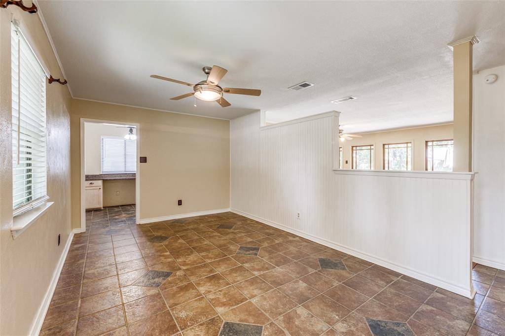 Arlington, TX 76013,2602 Brentwood Circle