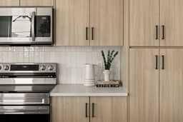 Calgary, AB T3S 0G9,92 Heartwood LN SE