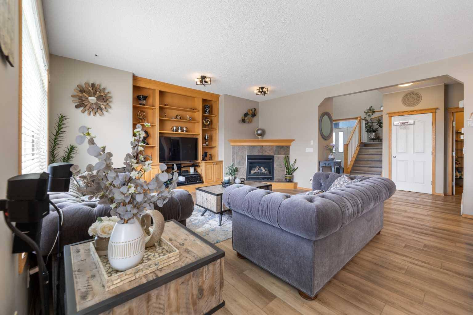 Calgary, AB T3J 3Y8,101 Coral Reef MNR NE