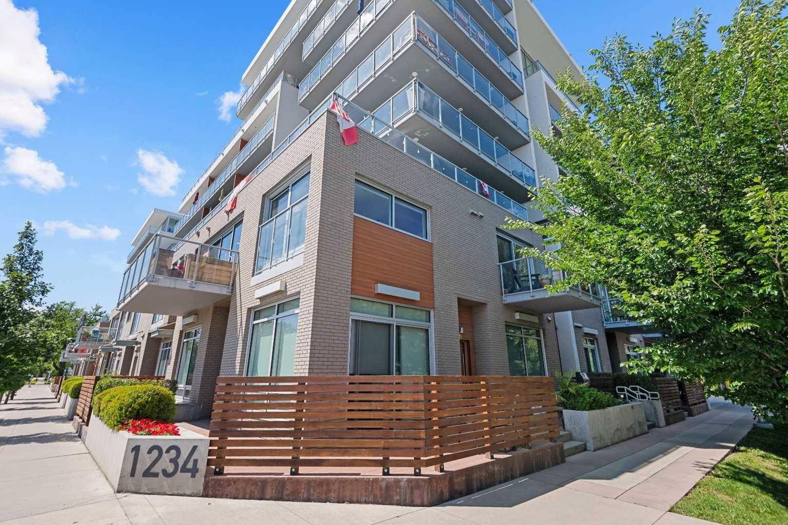 1234 5 AVE Northwest #1208, Calgary, AB T2N 0R9