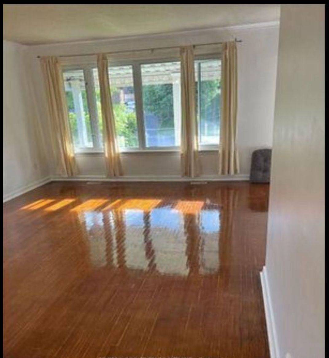 Toronto E09, ON M1G 1Y2,49 Janray (Whole house) DR