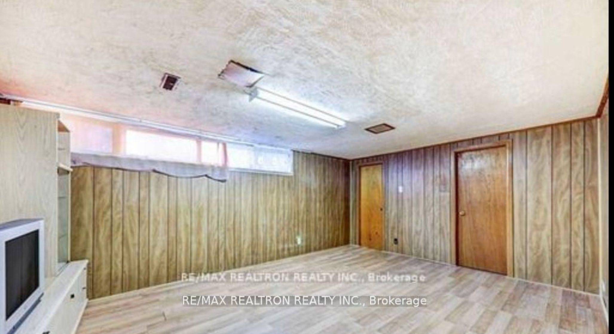 Toronto E09, ON M1G 1Y2,49 Janray (Whole house) DR