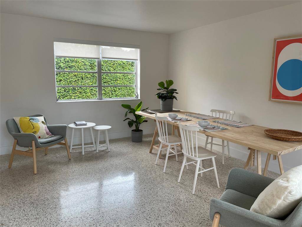 649 SW 9th St #201, Miami, FL 33130