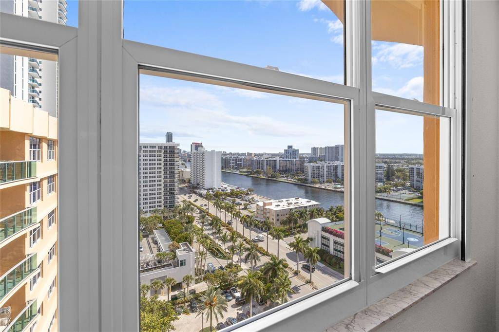 Hollywood, FL 33019,2501 S OCEAN DR #PH 33