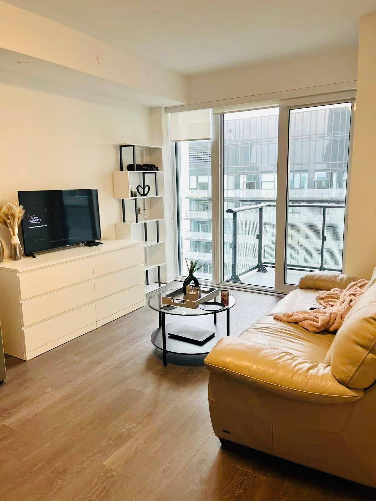 Richmond Hill, ON L4B 0H5,95 Oneida CRES #2006